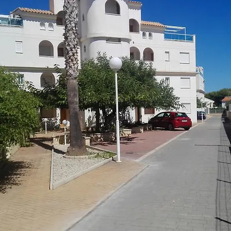 Apartamentos Punta Canaret 3000