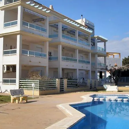Apartamentos Punta Canaret 3000